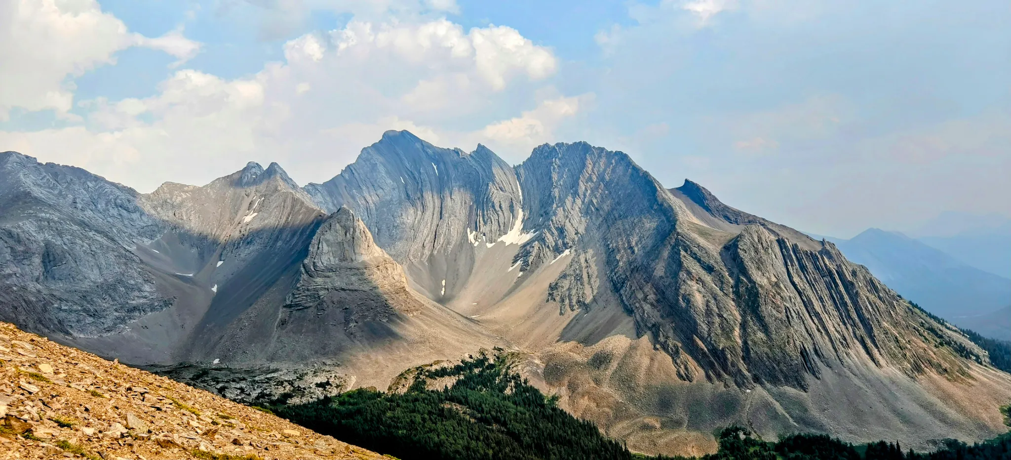 Mount Aruthesa, Alberta